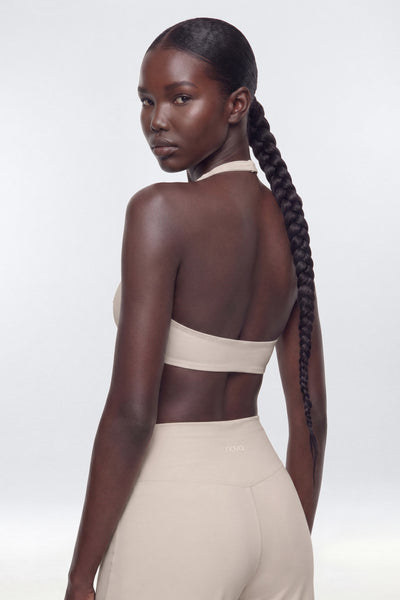Black Scoop Halter Sports Bra - AirSculpt™ Technology