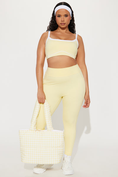 https://cdn.shopify.com/s/files/1/0293/9277/files/01-23-25_S4_5_ZDSPC118SB_ButterYellow_KS_SS_10-26-34_PLUS_2381_PXF.jpg?v=1738088921&amp;with=400&amp;height=600