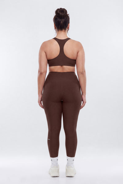 https://cdn.shopify.com/s/files/1/0293/9277/files/01-23-26_S9_17_B12503SB1302P_Brown_RA_AA_10-01-39_0211-21_AB_ES_ES_JA_PLUS_7678e103-5fef-4f5c-8de1-71148eb4ab8b.jpg?v=1779401627&amp;with=400&amp;height=600