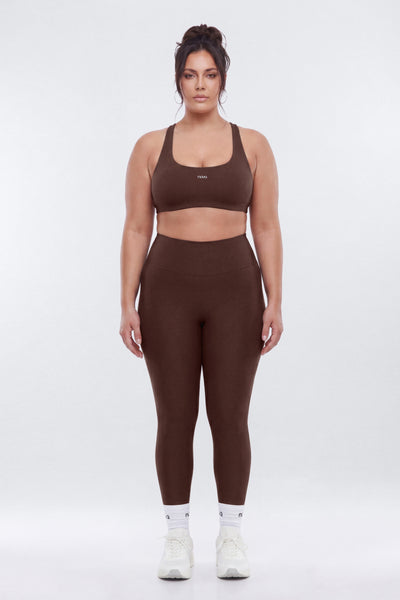 https://cdn.shopify.com/s/files/1/0293/9277/files/01-23-26_S9_17_B12503SB1302P_Brown_RA_AA_10-01-39_0211-32_AB_ES_ES_JA_PLUS_6dfc09eb-6bc7-4128-9ab0-41c8b2094b51.jpg?v=1779401627&amp;with=400&amp;height=600