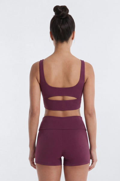 https://cdn.shopify.com/s/files/1/0293/9277/files/03-25-26_S9_PM_1_B125SP0502_Merlot_JG_IM_16-38-55_0007-2_EH_ES_ES_JA.jpg?v=1776104779&amp;with=400&amp;height=600
