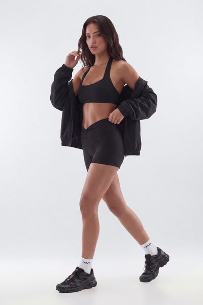 https://cdn.shopify.com/s/files/1/0293/9277/files/04-23-26_S9_17_B425SB0502_Black_CXB_IM_10-14-54_39310-3_EH_ES_JA.jpg?v=1778522649&with=400&height=600