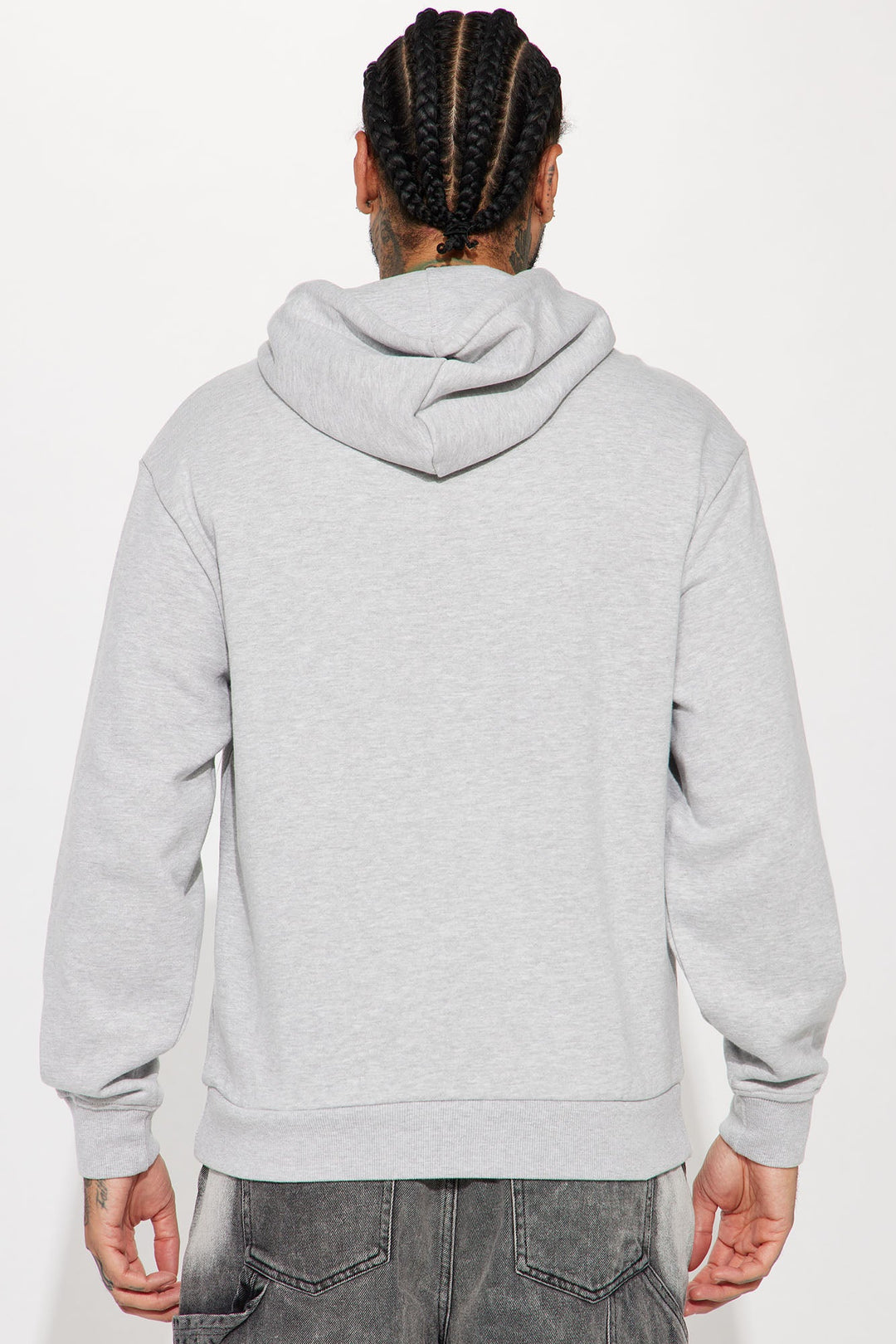 https://cdn.shopify.com/s/files/1/0293/9277/files/07-18-23Studio7_KF_DJ_14-09-53_68_NMKT40418_HeatheredGrey_P_18962_DG.jpg?v=1690242985