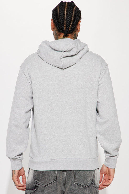 https://cdn.shopify.com/s/files/1/0293/9277/files/07-18-23Studio7_KF_DJ_14-09-53_68_NMKT40418_HeatheredGrey_P_18962_DG.jpg?v=1690242985