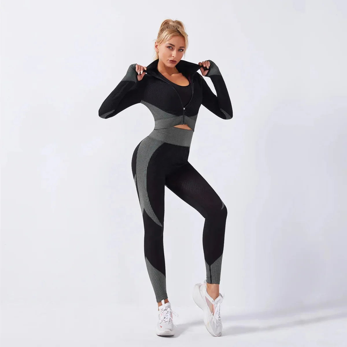 3-Piece Seamless Yoga Set for Women - Elastic Gym Outfit for Fitness and Yoga - Allen-Fitness