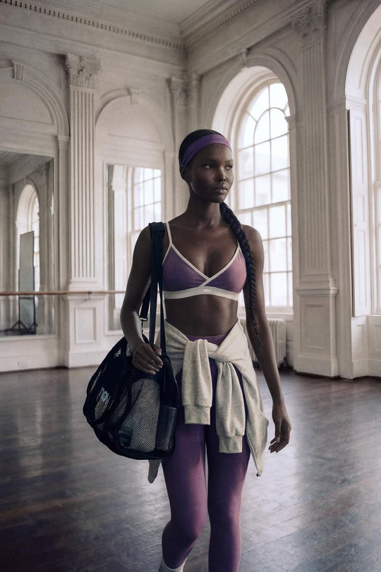 https://cdn.shopify.com/s/files/1/0293/9277/files/CloudFormVFrontContrastSportsBra_IRIS_JR.jpg?v=1775081932