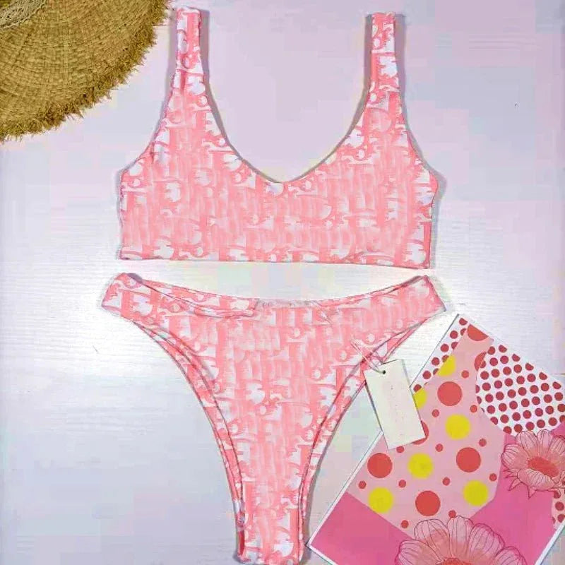 Luxury Designer Swimsuit with Captivating Letter Print - Allen-Fitness