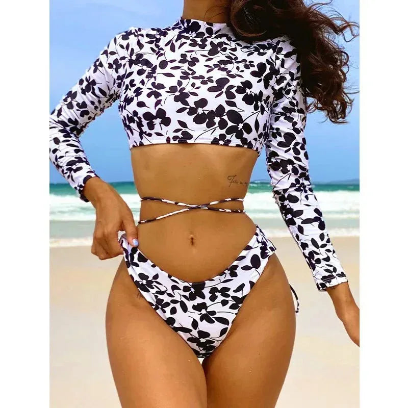 Comfortable Fit Long Sleeve Back Print Swimsuit - UV Protection - Allen-Fitness