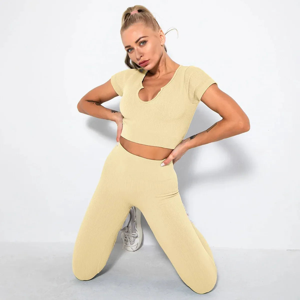 Summer Seamless Fitness Set - Sexy UV Neck Top With Leggings Activewear 2 Piece Women’s Gym Outfit - Allen-Fitness