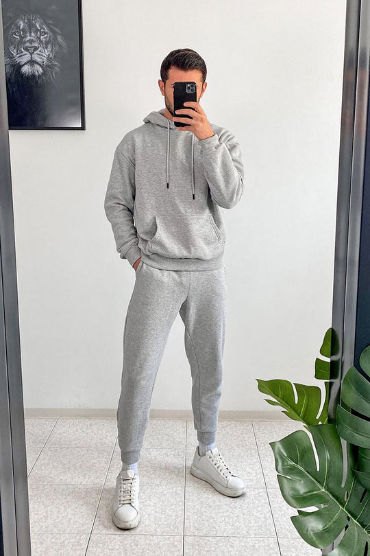 https://cdn.shopify.com/s/files/1/0293/9277/products/TysonHoodie-HeatheredGrey_mer.jpg?v=1637618020