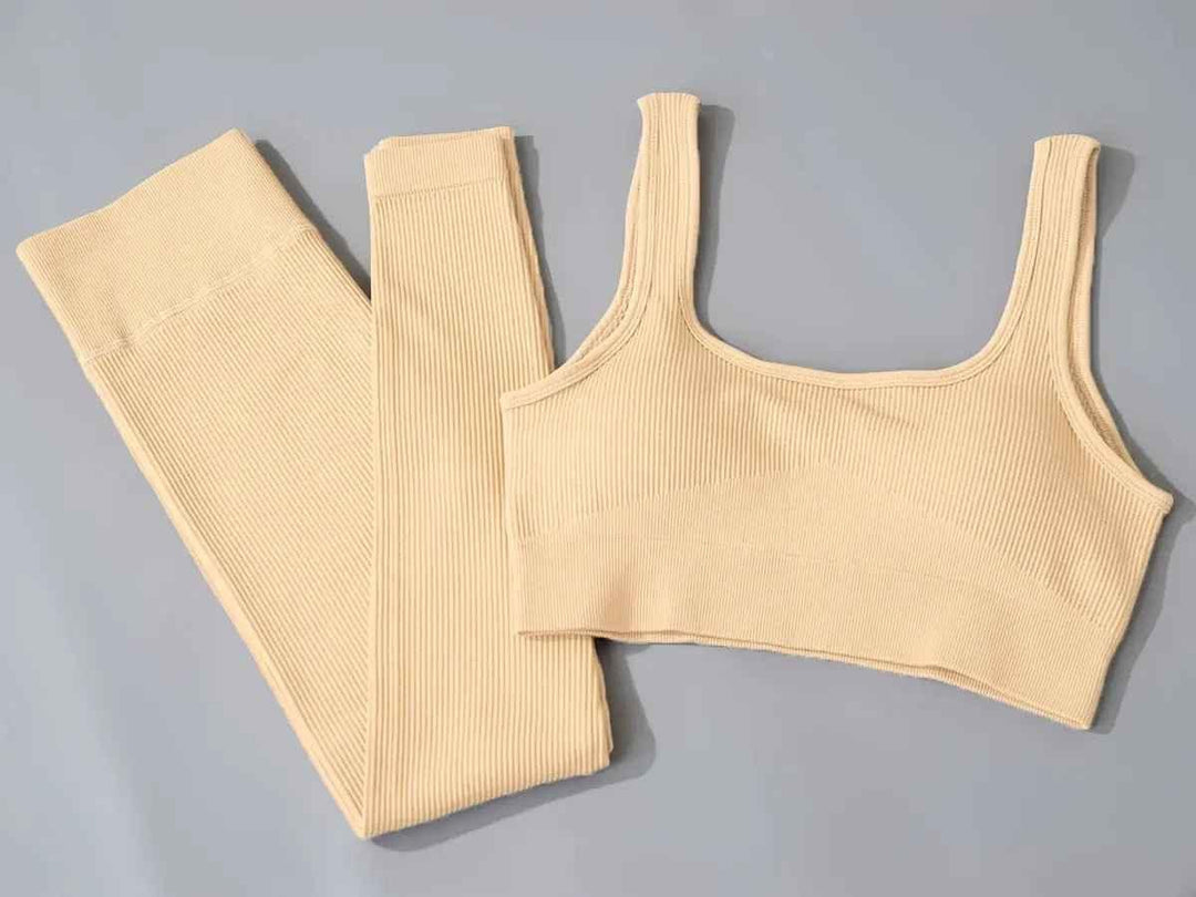 Women workout pant &amp; yoga clothing, and home wear clothes. Activewear seamless yoga gym fitness set