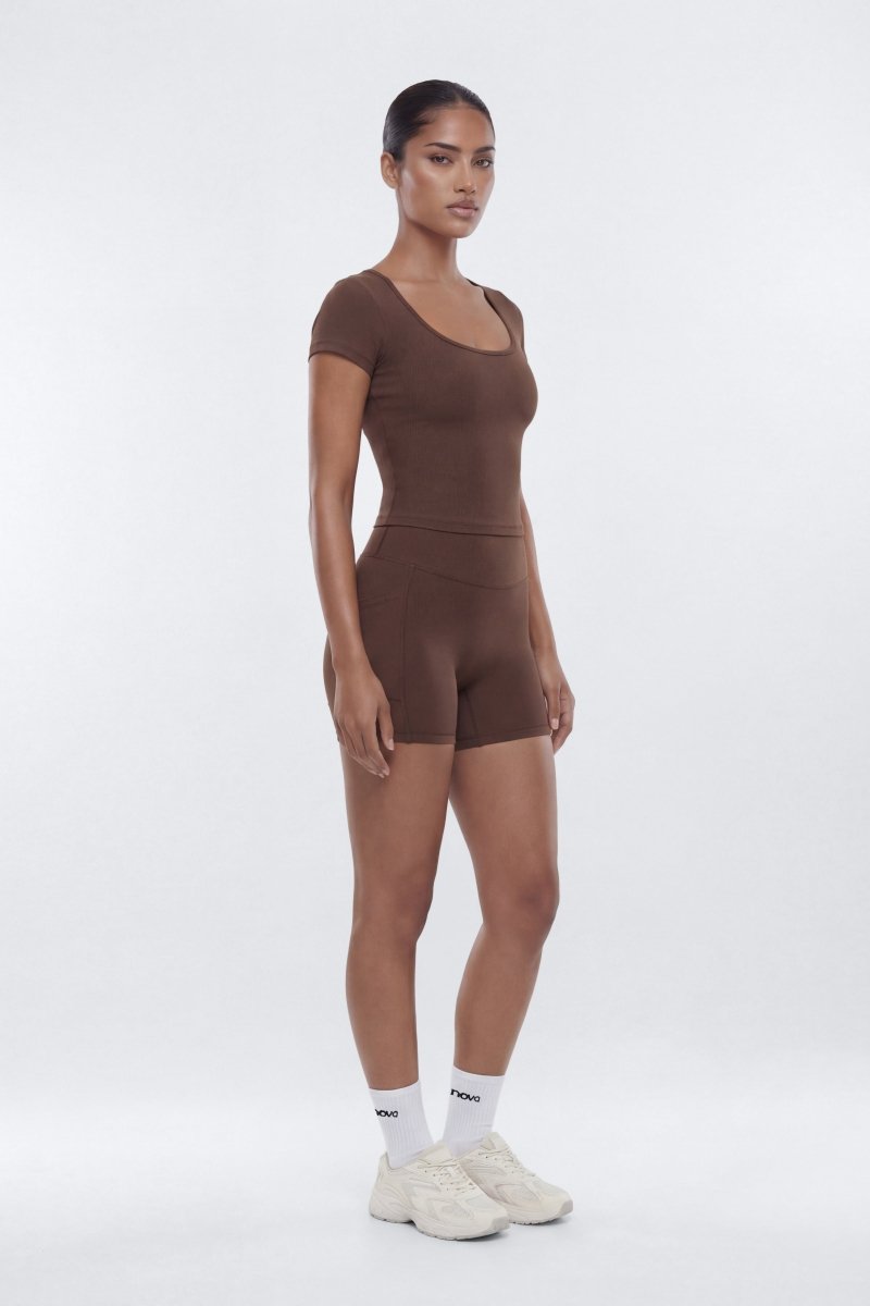https://cdn.shopify.com/s/files/1/0293/9277/files/01-28-26_S7_PM_13_B12504SB1201_Brown_JG_AA_17-51-57_37471-1_ES_ES_PXF.jpg?v=1769980760