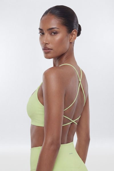 https://cdn.shopify.com/s/files/1/0293/9277/files/04-23-26_S9_4_B12503SP1202_Pistachio_CXB_IM_09-15-43_39239-5_EH_ES_JA.jpg?v=1778517277&amp;with=400&amp;height=600