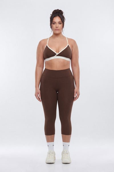 https://cdn.shopify.com/s/files/1/0293/9277/files/03-04-26_S6_PM_4_B125SP1201_Brown_JG_NL_17-14-33_8811-1_EH_ES_ES_JA_PLUS.jpg?v=1777319624&amp;with=400&amp;height=600