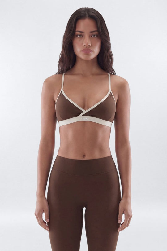 https://cdn.shopify.com/s/files/1/0293/9277/files/03-04-26_S6_PM_4_B125SP1201_Brown_JG_NL_17-14-33_8811-9_EH_ES_ES_ES_JA.jpg?v=1773702962