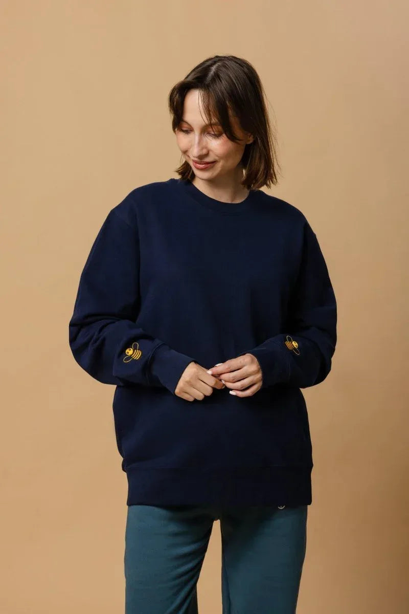 Eco-Friendly Sweatshirt with Embroidered Bee - Soft Organic Cotton Navy Casual Wear - Allen-Fitness