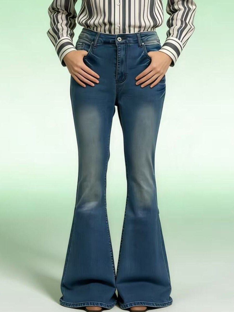Full Size Vintage Wash High-Waisted Flare Jeans Plus Size - Allen Fitness | Running Shoes, Leggings &amp; Activewear UK