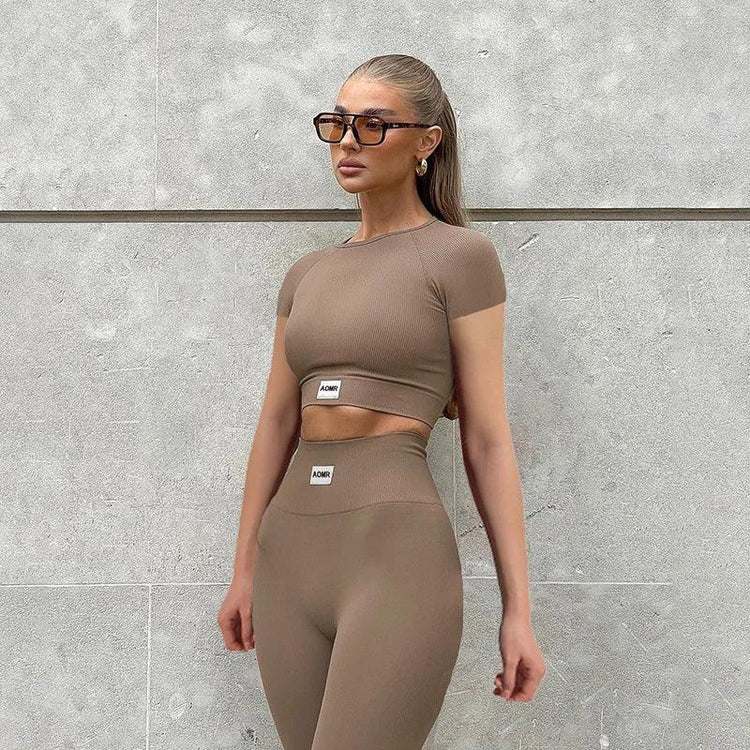 New Women's Crop Top Set - 2 Piece Fitness Tracksuit with Short Sleeve and Stylish Design - Allen-Fitness