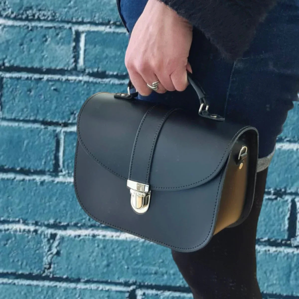 Olympia Handmade Leather Handbag - Black, Crafted in the UK, Customizable & Versatile Style - Allen-Fitness