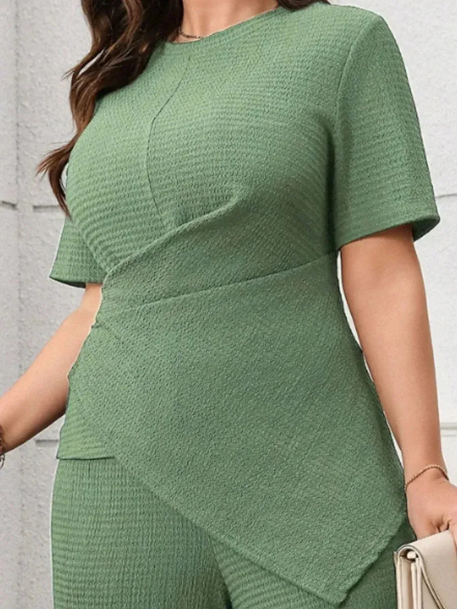Plus Size Outfits: Stylish Asymmetrical Round Neck Short Sleeve Top & Pants Set - Allen-Fitness