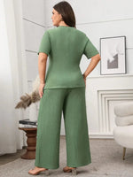 Plus Size Outfits: Stylish Asymmetrical Round Neck Short Sleeve Top & Pants Set - Allen-Fitness