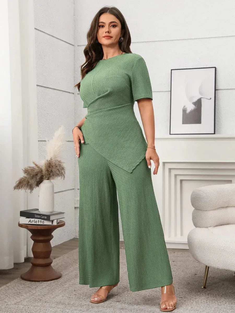 Plus Size Outfits: Stylish Asymmetrical Round Neck Short Sleeve Top & Pants Set - Allen-Fitness