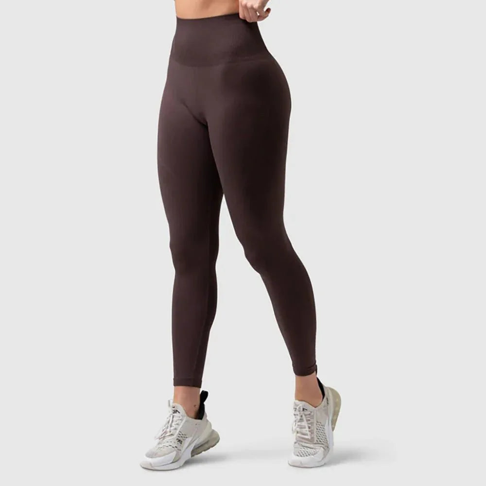 Seamless Sports Bra Set with Peach Hip Trousers – Super Stretch Long Sleeve Yoga Outfit S, M, L - Allen-Fitness