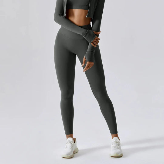 Yoga Shorts Set with Logo, Seamless 3 Color Design - 2 Piece Fitness Set - Allen-Fitness