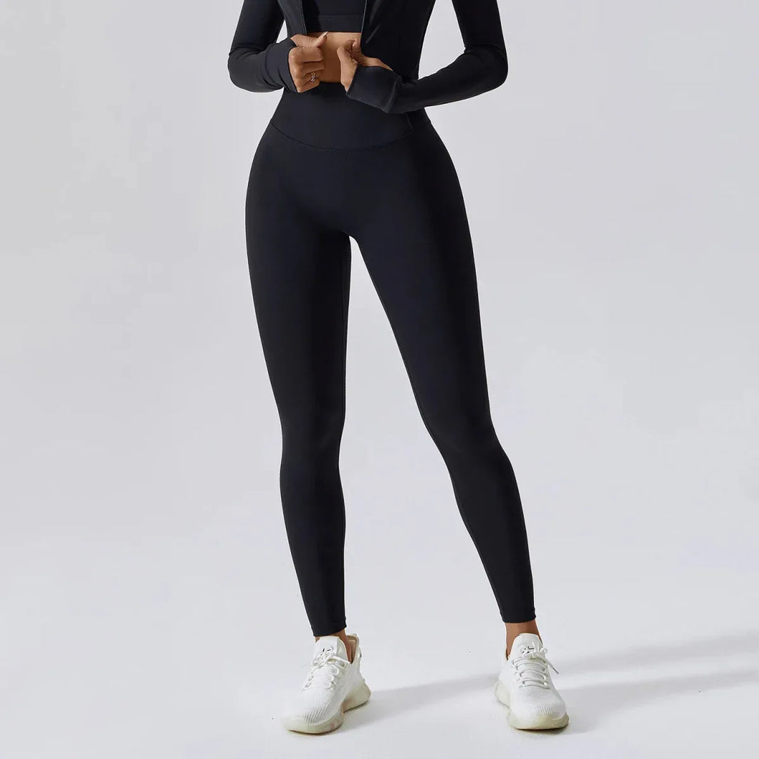 Yoga Shorts Set with Logo, Seamless 3 Color Design - 2 Piece Fitness Set - Allen-Fitness
