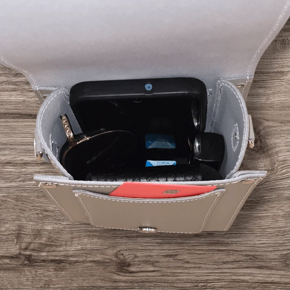 Stylish Handmade Leather Phone Bag - Festival Ready Ghost Grey with Adjustable Strap - Allen-Fitness