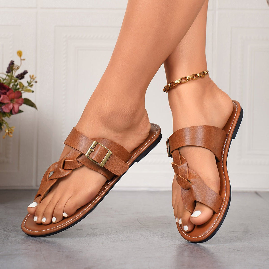 Toe Loop Flats Sandals - Allen Fitness | Running Shoes, Leggings &amp; Activewear UK