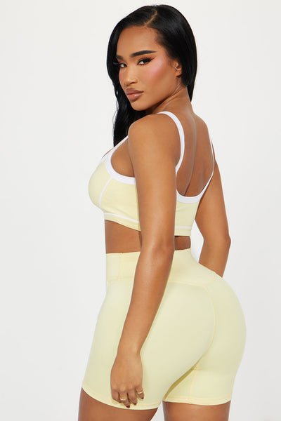 https://cdn.shopify.com/s/files/1/0293/9277/files/01-27-25_S3_27_ZDSPC118SB_ButterYellow_CC_AE_MC_13-10-02_1791_CM.jpg?v=1738088922&amp;with=400&amp;height=600