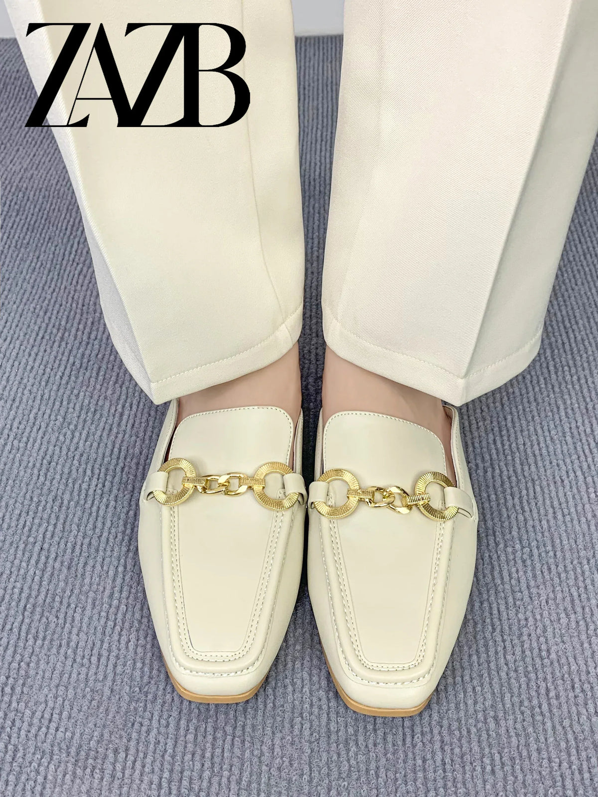 British Style Women's Flat Shoes with Thick Heel & Pearl Accent - Allen-Fitness