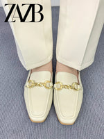 British Style Women's Flat Shoes with Thick Heel & Pearl Accent - Allen-Fitness